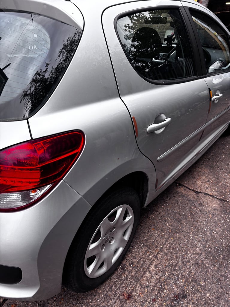 Peugeot, 207, Hatchback, 2012, Manual, 1360 (cc), 5 doors