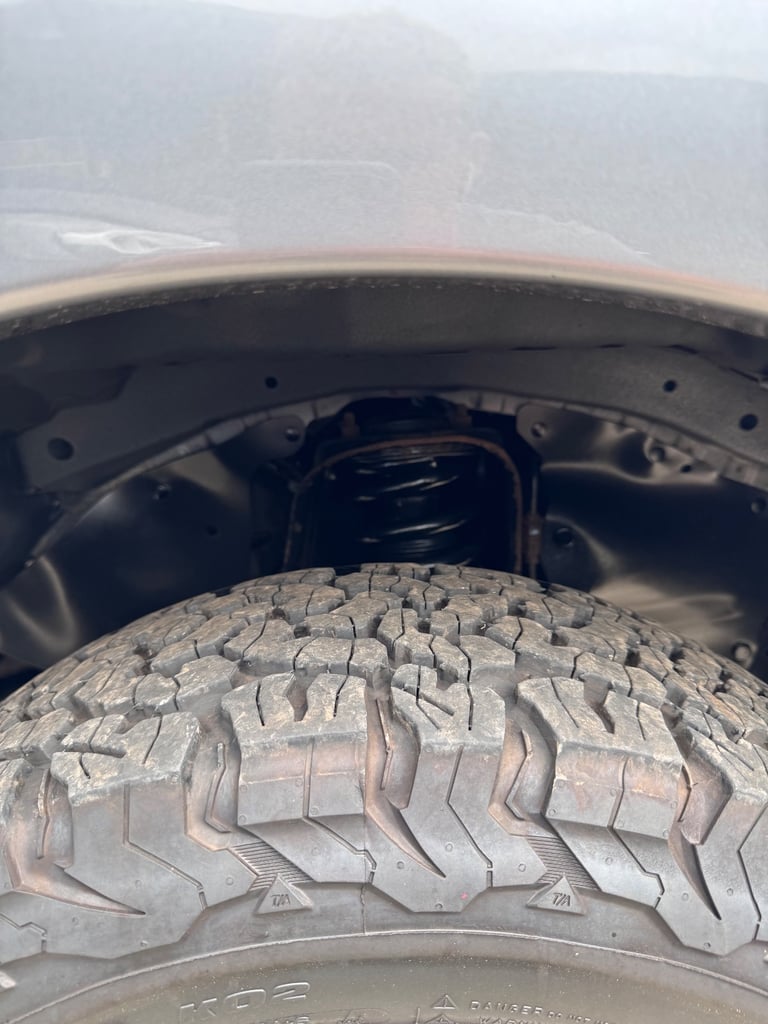 2018 Mitsubishi l200 barbarian full spec