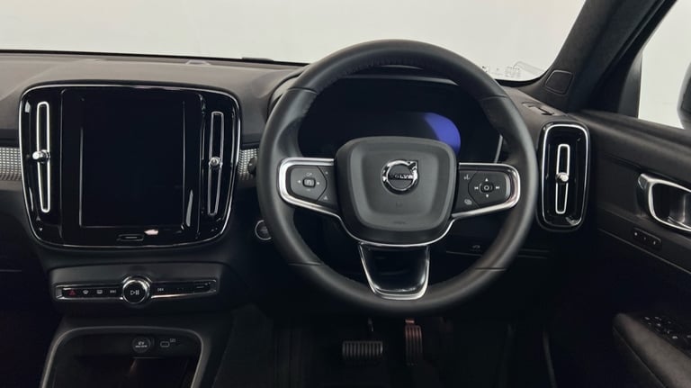 2024 Volvo XC40 Plus, B4 Mild hybrid, Petrol, Dark Estate Petrol Automatic