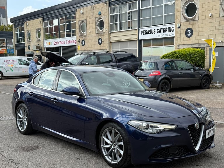 2017 Alfa Romeo Giulia 2.2 TD Super Auto Euro 6 (s/s) 4dr SALOON Diesel Automatic
