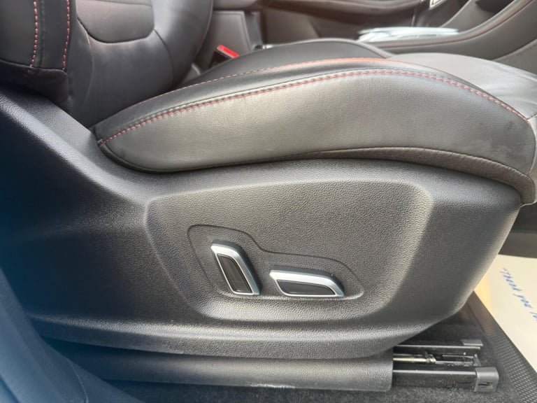 2023 MG MG HS 1.5 T-GDI 16.6kWh Exclusive Auto Euro 6 (s/s) 5dr ESTATE Petrol/Electric Hybrid Aut...