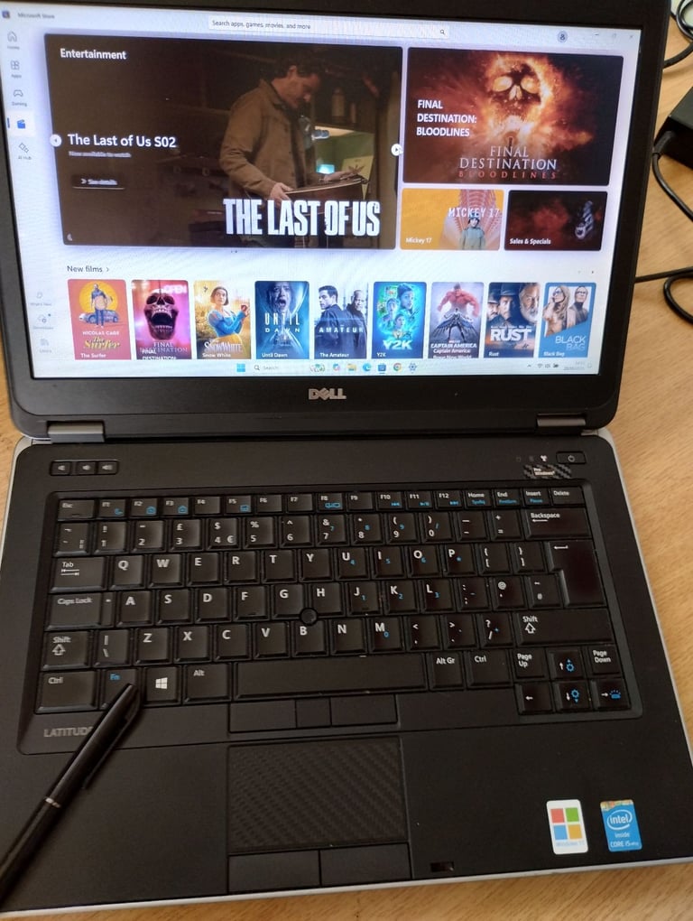 Windows 11, 16GB RAM, i5, 120GB SSD + 320GB HDD, Webcam, DVD, HDMI. Backlit. MS OFFICE Dell Laptop