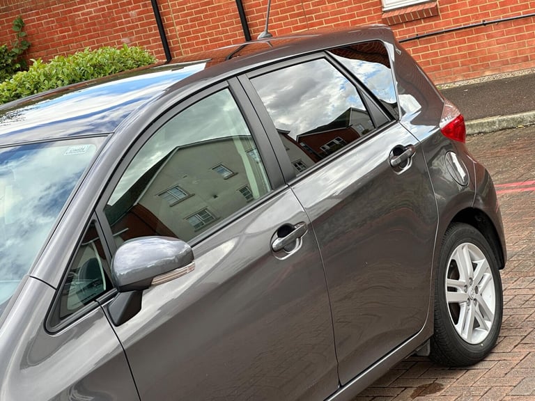 2011 Toyota Verso 1.33 Dual VVT-i T Spirit Euro 5 5dr MPV Petrol Manual