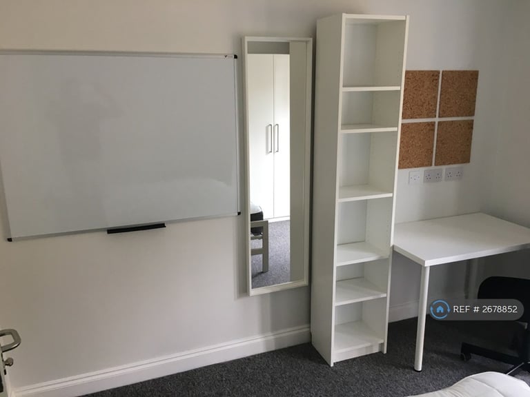 6 bedroom house in Battery Hill, Winchester, SO22 (6 bed) (#2678852)