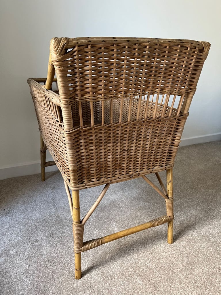 Wicker Crib