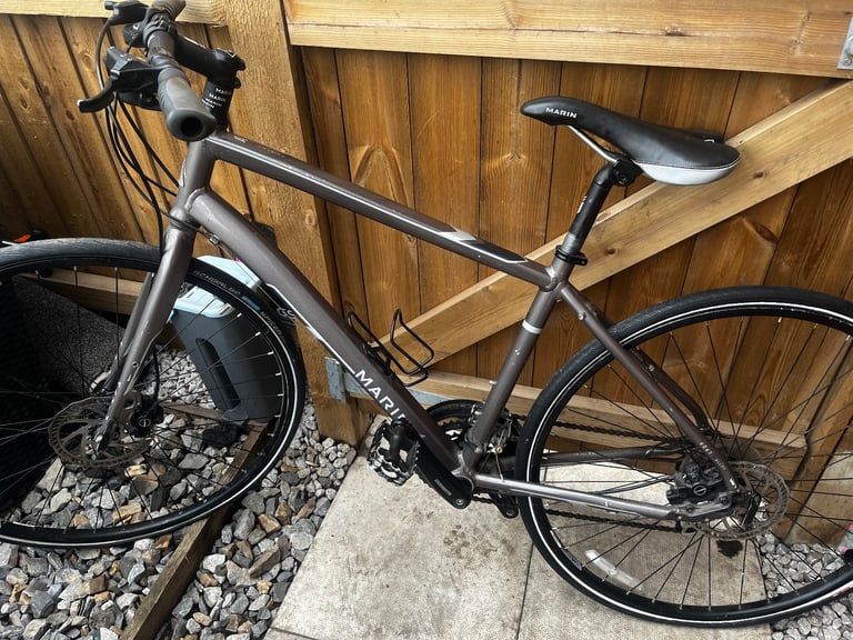 image for Mens Marin hybrid bike 