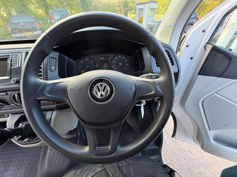 2017 Volkswagen Transporter Transporter T32 Startline TDI BlueMotion Technology 4Motion Camper DI...