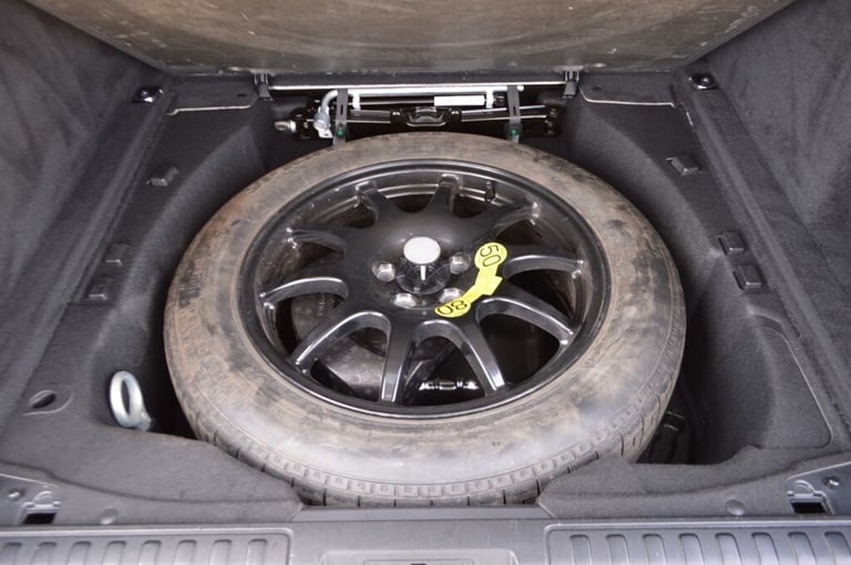 2022 Land Rover Range Rover Sport 3.0 D300 MHEV HSE Dynamic Black SUV 5dr Diesel Auto 4WD Euro 6 ...