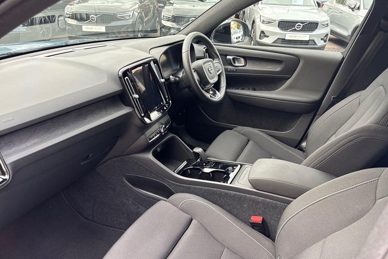 2022 Volvo XC40 Recharge 69kWh Plus SUV 5dr Electric Auto (231 ps) ESTATE Electric Automatic