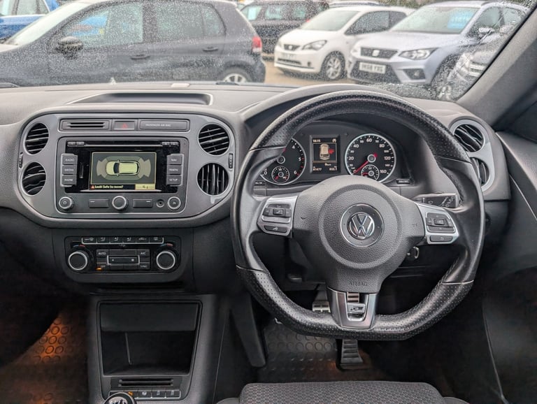 VOLKSWAGEN TIGUAN 2.0 TDI BlueMotion Tech R-Line 2015