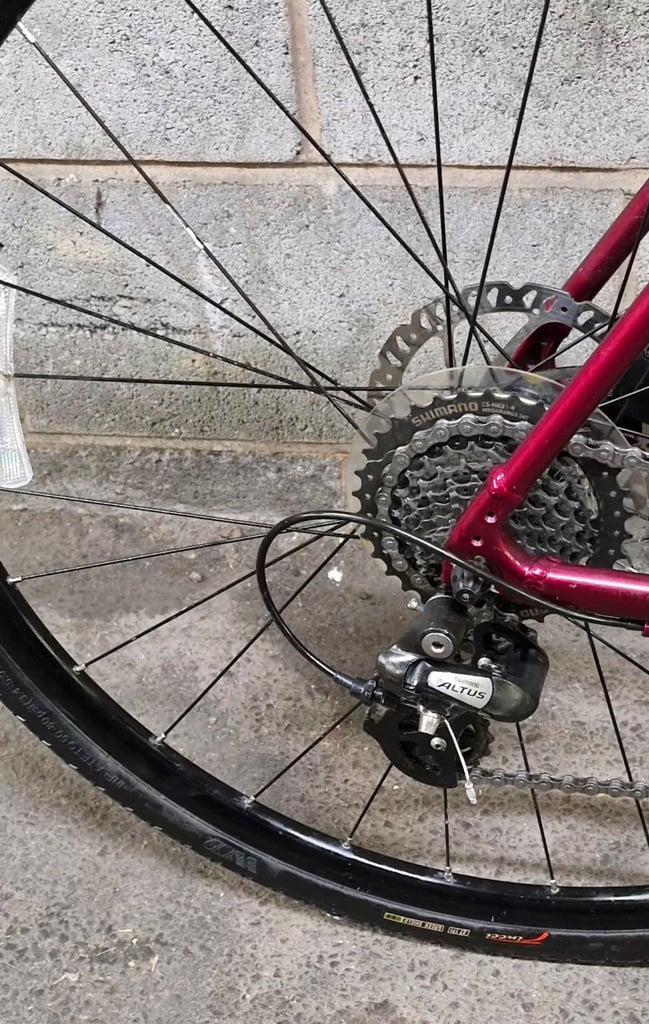 💥GIANT ESCAPE💥 [NEW CONDITION] WITH HYDRAULIC BRAKES SIZE LARGE £160