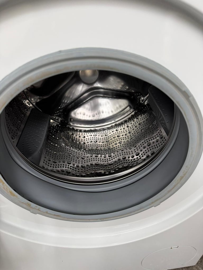 Bosch Series 6 Washing Machine With Free Delivery N Warranty 