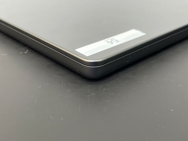 14'' Apple MacBook Pro Core M3 Pro 18GB Ram 512GB SSD Logic Pro 11 Ableton 12 Adobe 2025 OS TAHOE