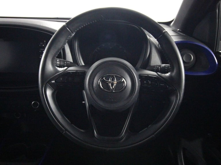 2023 Toyota Aygo X 1.0 VVT-i Edge Hatchback 5dr Petrol Manual Euro 6 (s/s) (72 ps) Hatchback Petr...