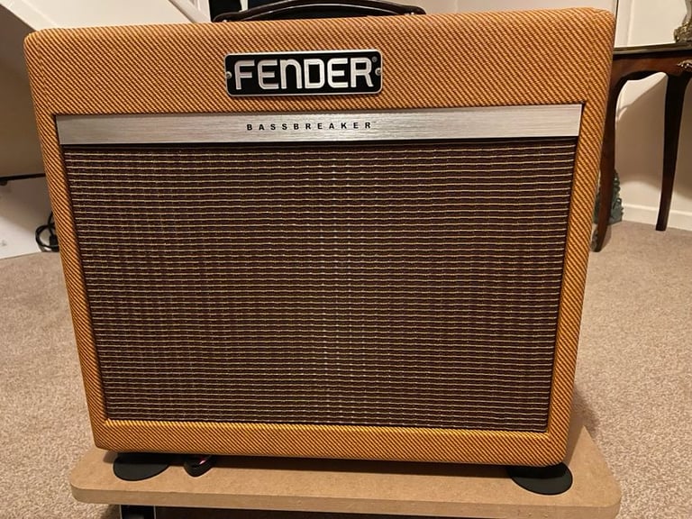 Fender Bassbreaker 15 Limited Edition 15 watt - Mint condition