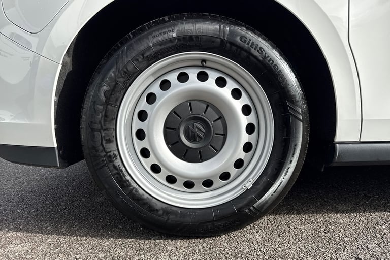 2025 Volkswagen ID. Buzz Cargo 210kW Commerce 79kWh Auto Van ELECTRIC Automatic