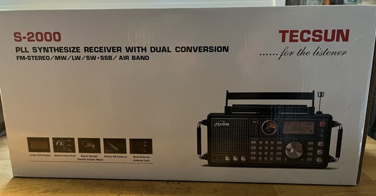 TECSUN S-2000 Communication Receiver with FM Stereo, MW, LW, SW SSB and Air Band.  As New.
