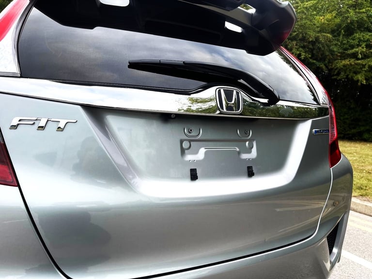 2013 Honda Fit  1.5 HYBRID/PETROL L PACKAGE ULEZ AUTO REVCAM ALLOY Hatchback Petrol/Electric Hybr...
