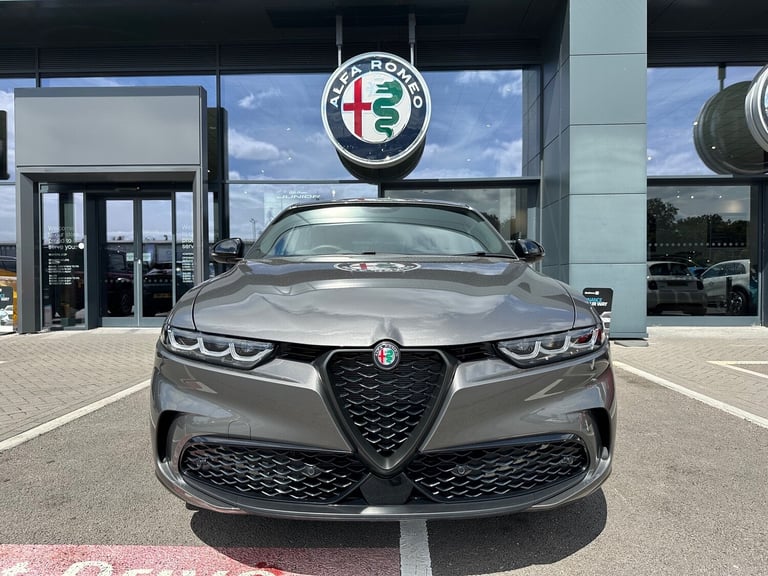2025 Alfa Romeo Tonale 1.5 MHEV Veloce 5dr Auto Hatchback Petrol Automatic