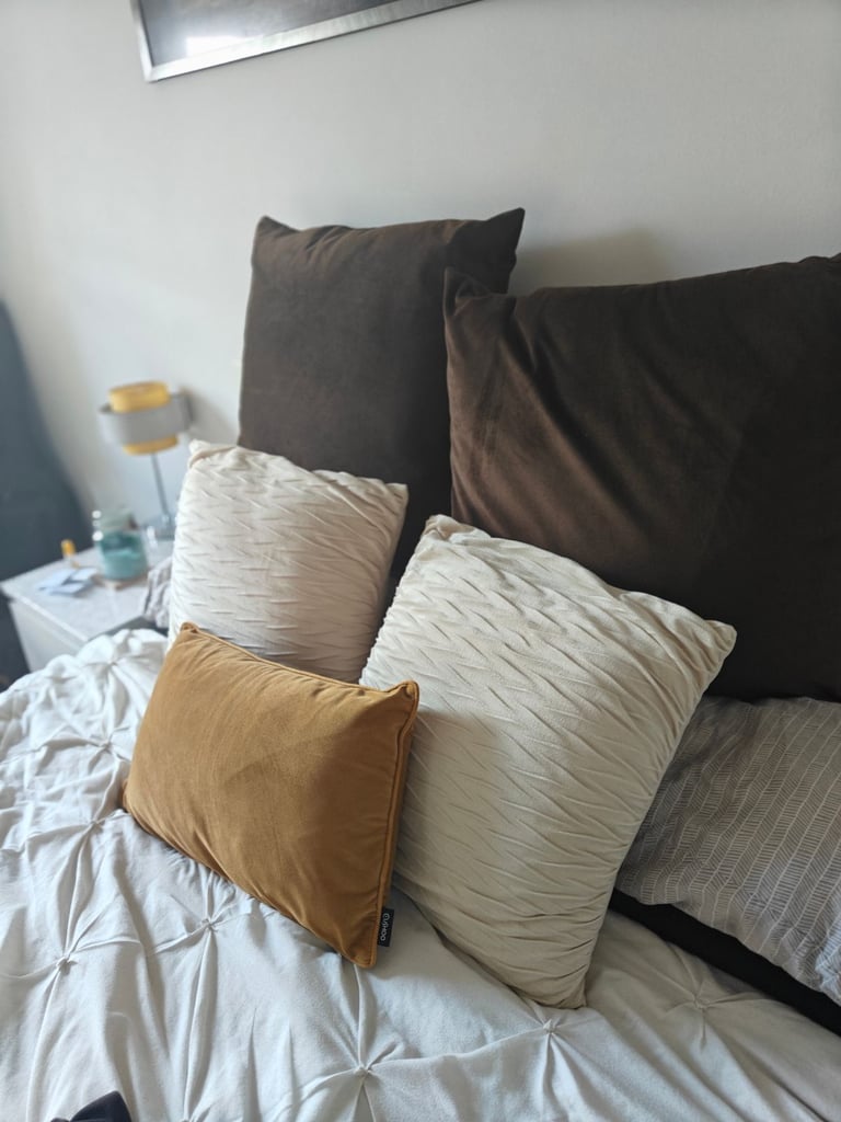 image for Set of Decorative Bed Cushions – £10