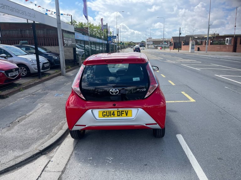 2014 Toyota AYGO 1.0 VVT-i X-Play 3dr ONLY £20 ROAD TAX PA  *WAS £5695 SAVE £1200 NOW £4495* HATC...