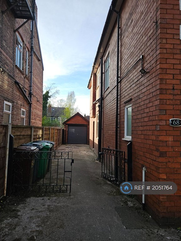 4 bedroom house in Dudley Road, Manchester, M16 (4 bed) (2051764) in