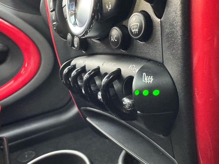2015 MINI Countryman 1.6 John Cooper Works ALL4 Euro 5 (s/s) 5dr SUV Petrol Manual