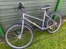 Ladies 15 speed mountain bike in great condition