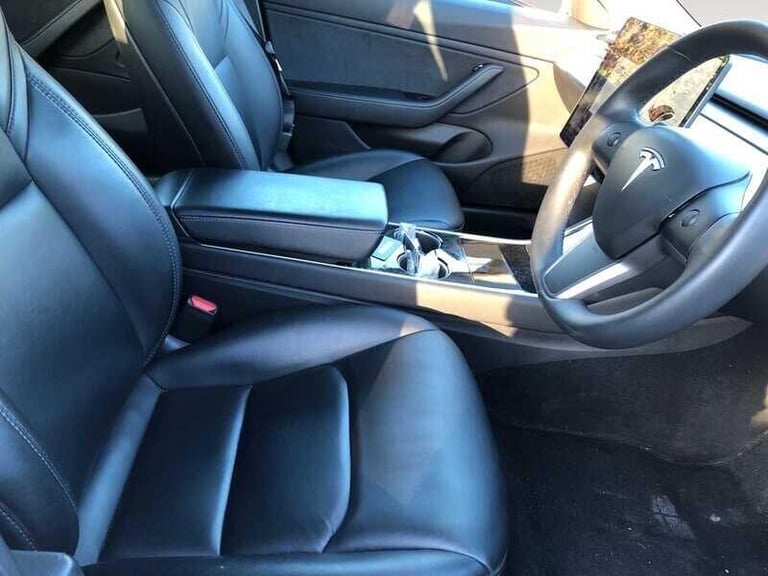 2019 Tesla Model 3 Standard Range Plus Saloon 4dr Electric Auto RWD (241 bhp) SALOON Electric Aut...