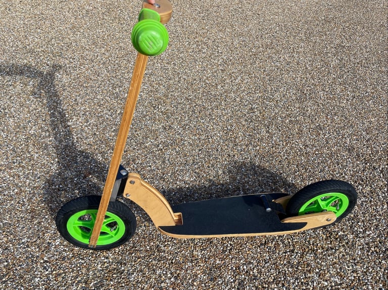 ATK Wooden Scooter