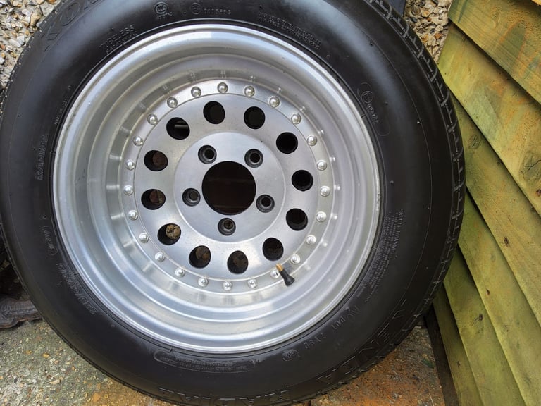 image for 2 x 15" Alloy Wheels & Tyres 225/60/R15