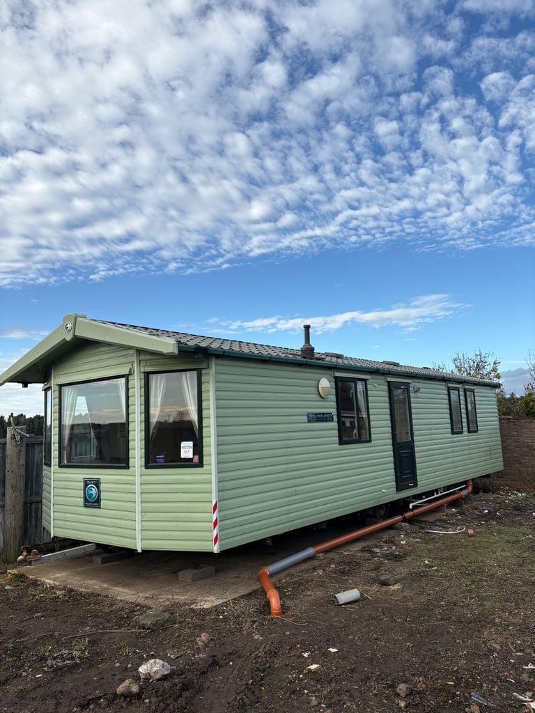 Static caravan for rent 2/3 beds available