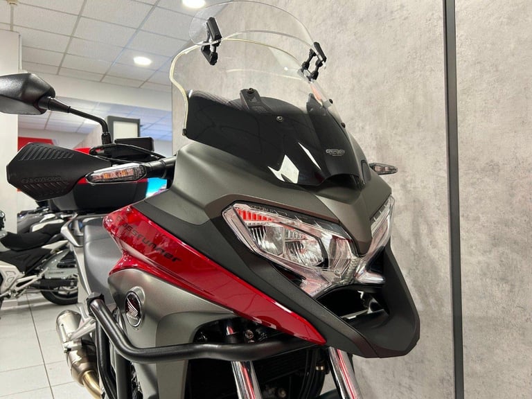 65/2015 Honda VFR800X Crossrunner - 15969 miles 