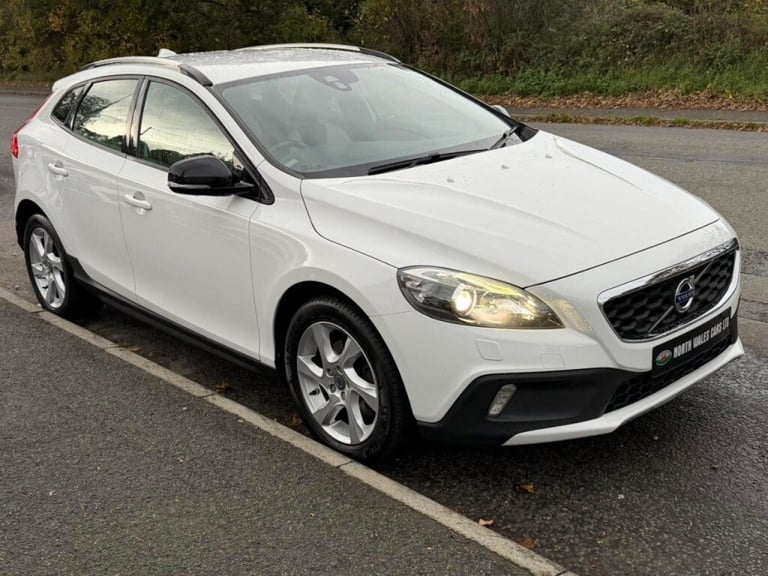  Volvo V40 D2 Cross Country Lux 5dr Powershift Diesel
