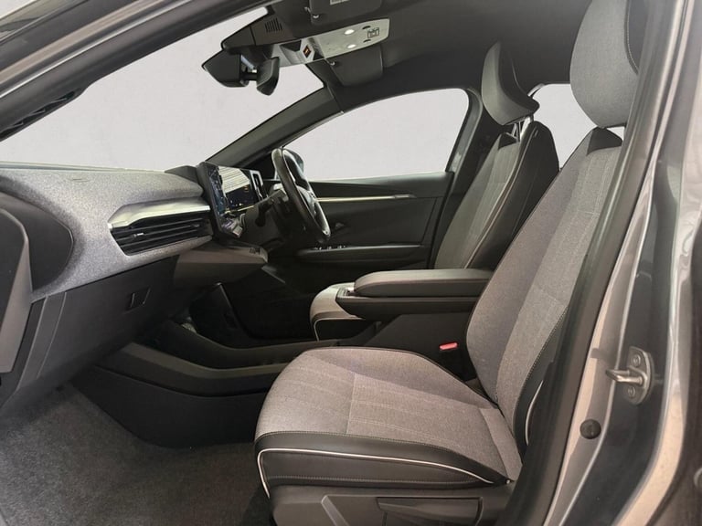 2024 Renault Megane E Tech 60kWh techno+ Auto 5dr (optimum charge) HATCHBACK Electric Automatic