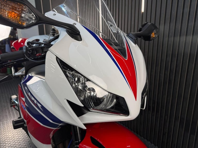 2014 Honda CBR1000RR Fireblade 1000