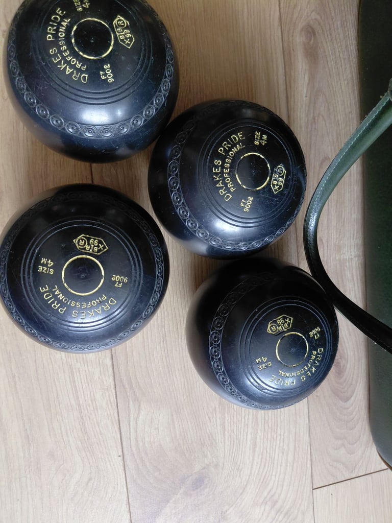 image for DRAKES PRIDE PROFESSIONAL BOWLS