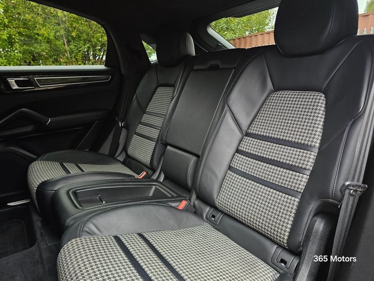2019 Porsche Cayenne 3.0 V6 E-Hybrid 14.1kWh TiptronicS 4WD Euro 6 (s/s) 5dr (3.6kW Charger) ESTA...