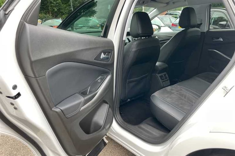 2023 Vauxhall Grandland 1.2 Turbo Ultimate 5dr HATCHBACK PETROL Manual