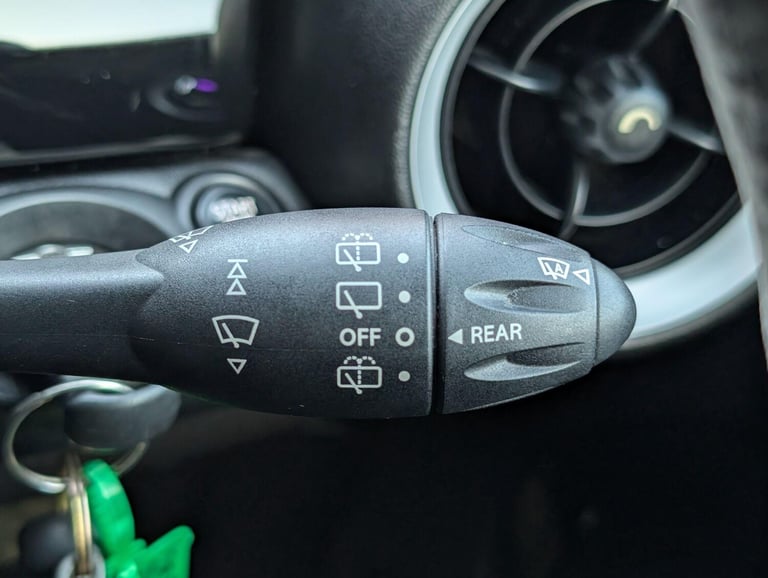 2013 MINI Hatch 1.6 John Cooper Works Euro 5 (s/s) 3dr HATCHBACK Petrol Manual