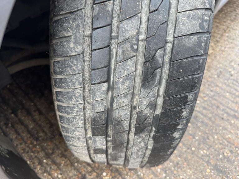 JAGUAR XF 2.2d Luxury Auto Euro 5 (s/s) 4dr 2011