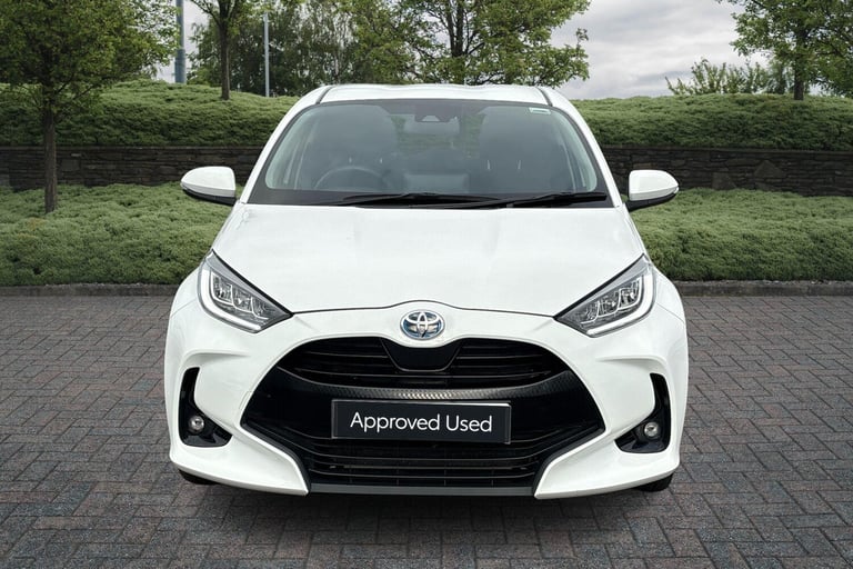 2023 Toyota Yaris 1.5 Hybrid Design 5dr CVT Hatchback Hybrid Automatic