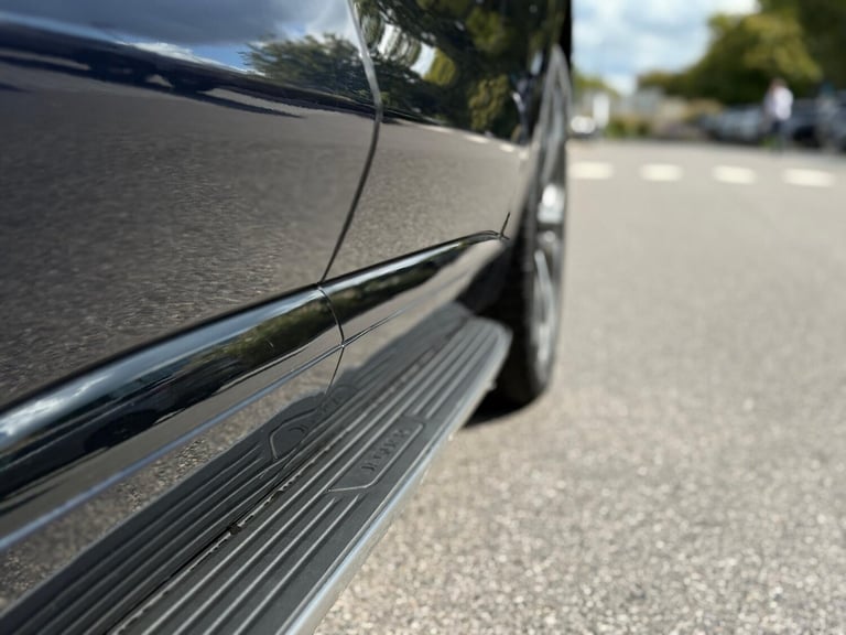 2023 Jaguar F-Pace 2.0 D200 R-Dynamic HSE Black 5dr Auto AWD ESTATE DIESEL Automatic