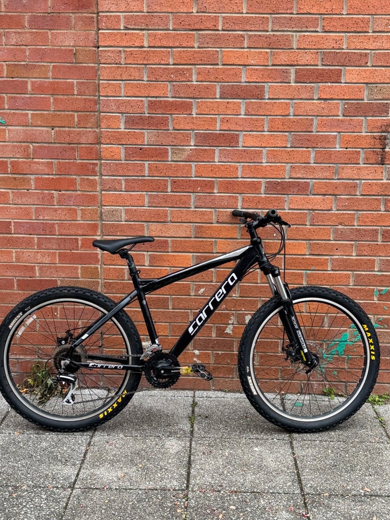 Carrera Vengeance Mountain Bike – Ready to Ride