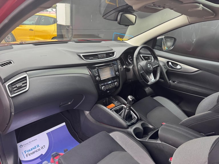 2017 Nissan Qashqai 1.5 dCi N-Connecta Euro 6 (s/s) 5dr HATCHBACK Diesel Manual