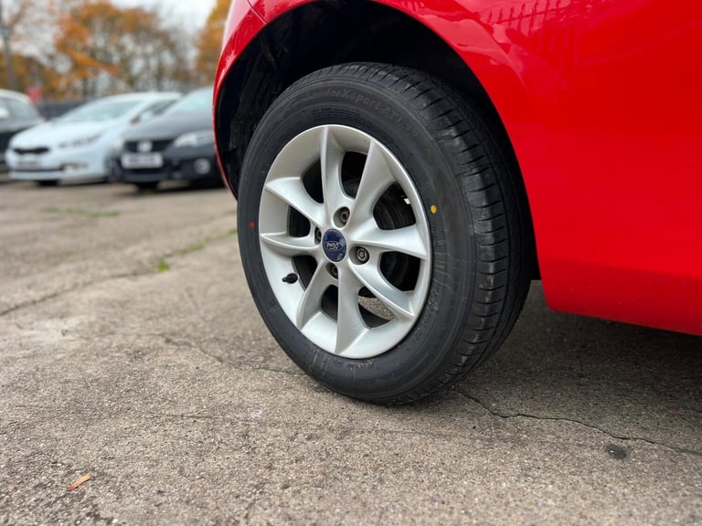 2014 Ford Ka 1.2 Studio Euro 5 (s/s) 3dr HATCHBACK Petrol Manual