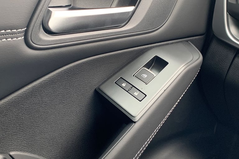 2025 Nissan Qashqai 1.5 E-Power N-Connecta [Glass Roof] 5dr Auto Hatchback Hybrid Automatic