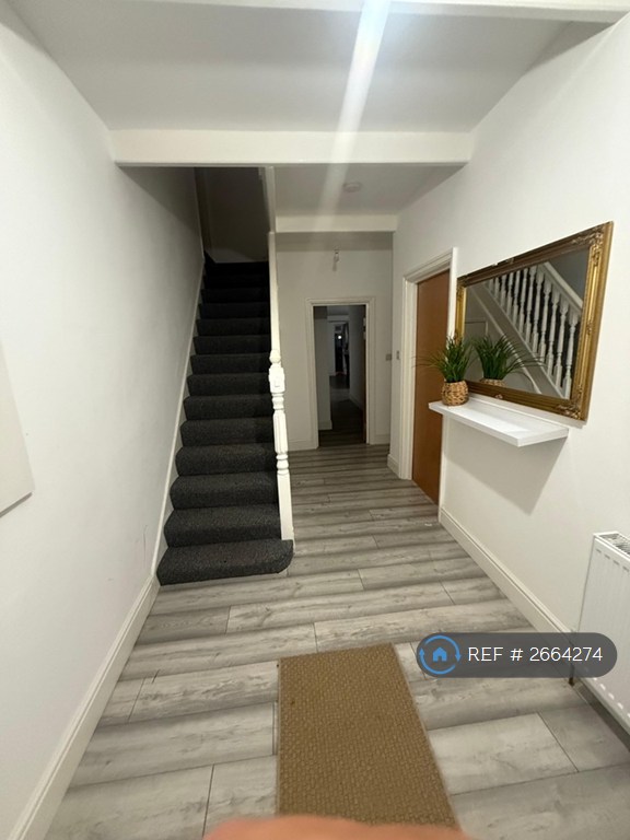 image for 1 bedroom in Green Lane, London, SW16 (#2664274)