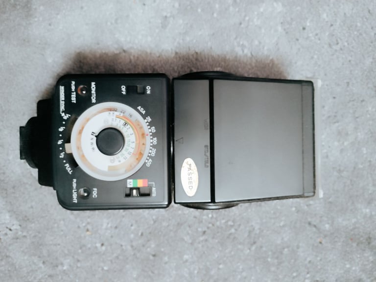 Minolta XG-M 35mm SLR 