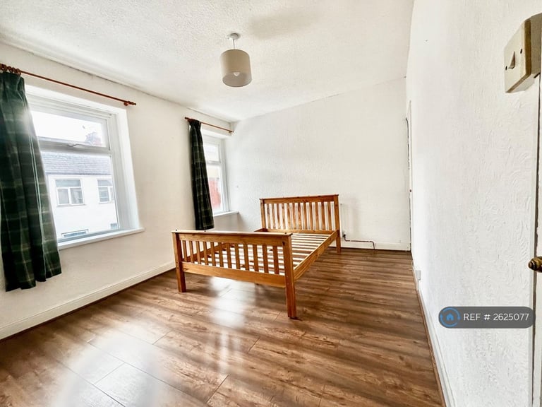 3 bedroom house in Spring Gardens Terrace, Cardiff, CF24 (3 bed) (#2625077)